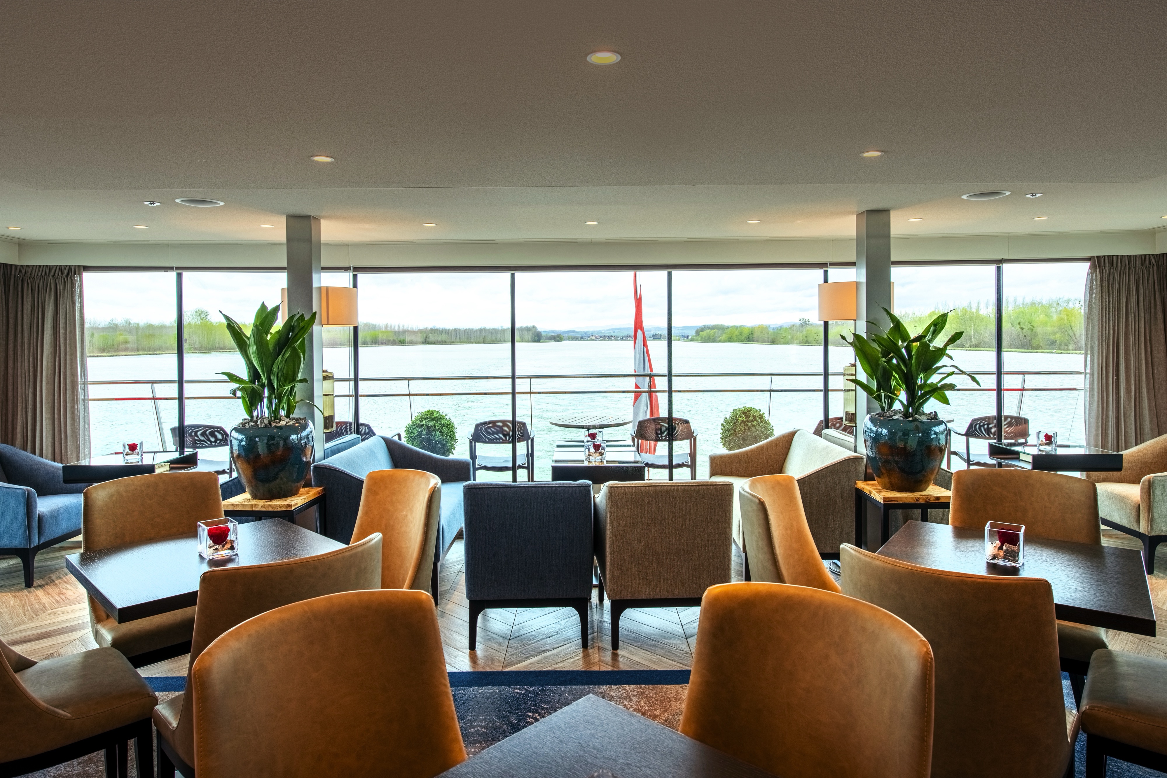 Avalon Waterways Avalon View Club Lounge 1